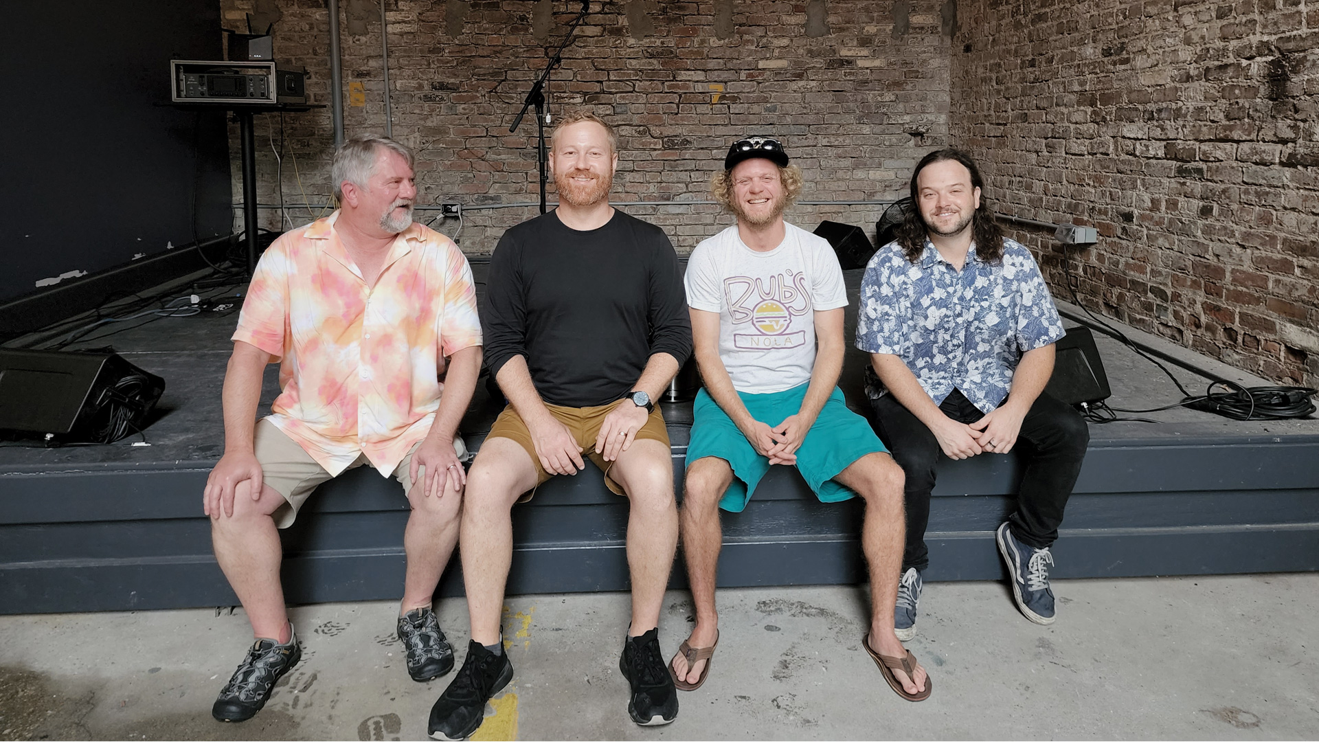 The NOLADrinks Show with Bryan Dias – Live Music Returning to NOLA and Frenchmen Street – 2022Ep19 – Bryan Dias of The NOLADrinks Show, Patrick Williams of Midnight Revival, Andrew Portwood of Fox Pocket, and Duane Bartels of the Duane Bartels Band at Midnight Revival.